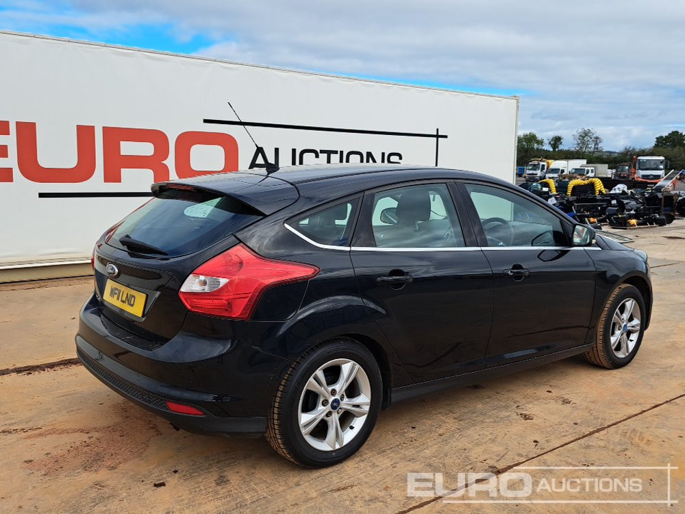 2011 Ford Focus - Αυτοκίνητο: φωτογραφία 5 2011 Ford Focus - Αυτοκίνητο: φωτογραφία 5
