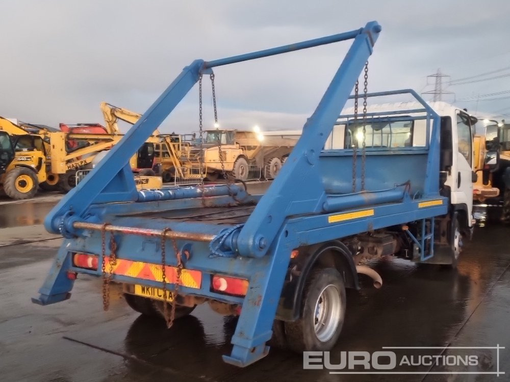 2011 Isuzu F110.210 - Φορτηγό καδοφόρος φορτωτής: φωτογραφία 5 2011 Isuzu F110.210 - Φορτηγό καδοφόρος φορτωτής: φωτογραφία 5