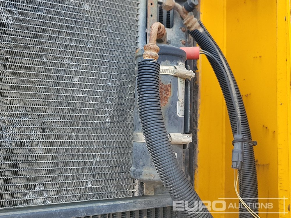 Ερπυστριοφόρος εκσκαφέας 2011 JCB JS220LC: φωτογραφία 49