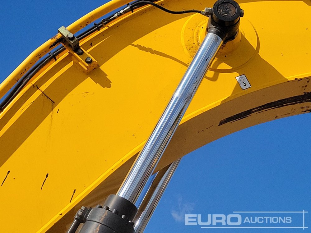 Ερπυστριοφόρος εκσκαφέας 2011 JCB JS220LC: φωτογραφία 20