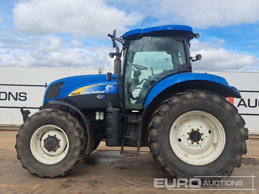 2011 New Holland T6070 - Τρακτέρ: φωτογραφία 2 2011 New Holland T6070 - Τρακτέρ: φωτογραφία 2