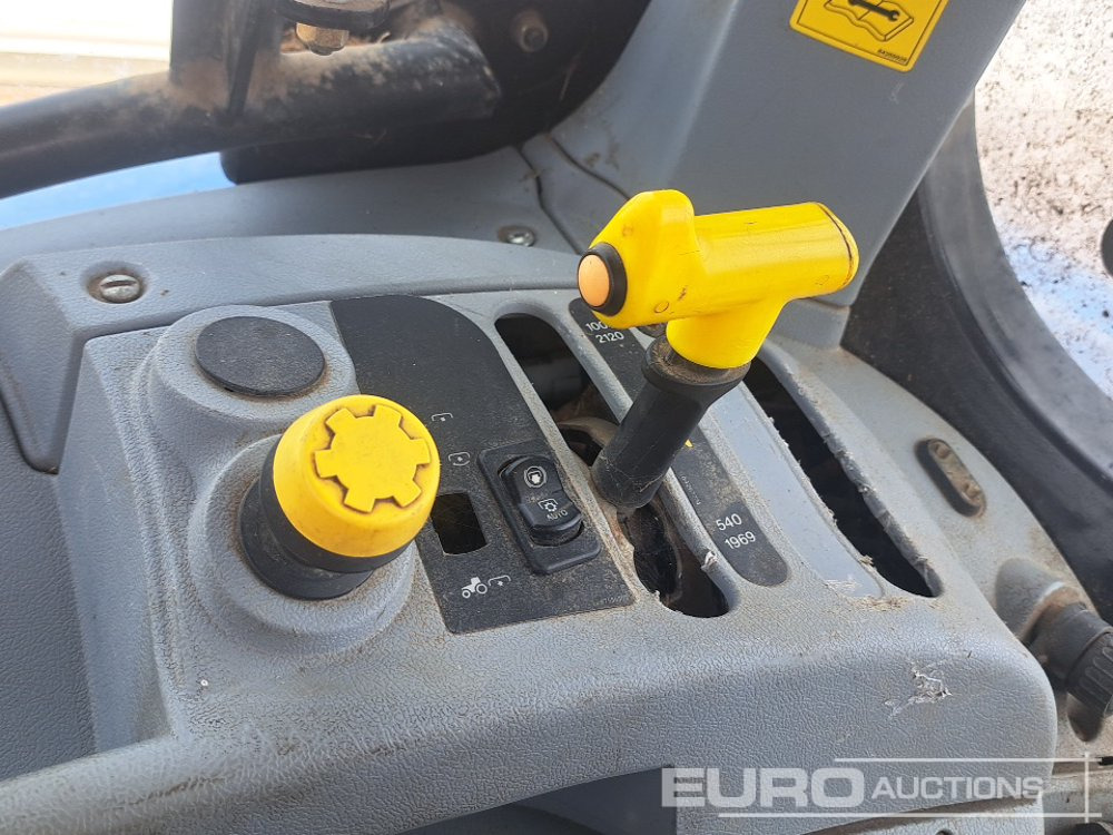 Τρακτέρ 2011 New Holland T6070: φωτογραφία 38