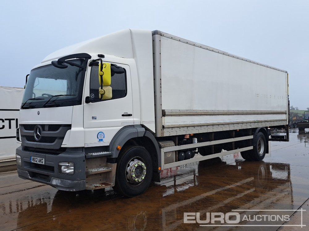 2012 Mercedes 1824 - Φορτηγό κόφα: φωτογραφία 1 2012 Mercedes 1824 - Φορτηγό κόφα: φωτογραφία 1