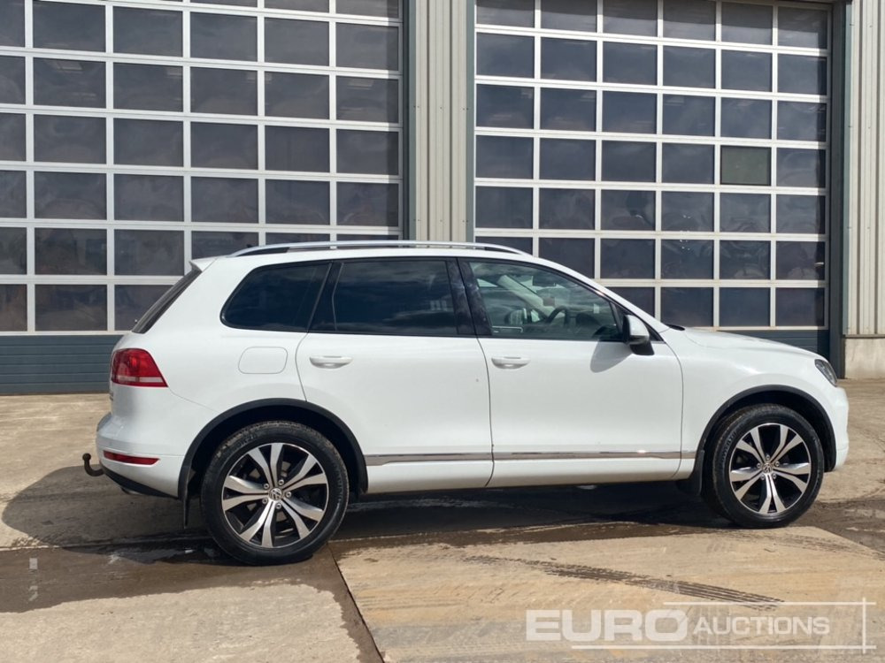 2012 Volkswagen Touareg - SUV: φωτογραφία 5 2012 Volkswagen Touareg - SUV: φωτογραφία 5