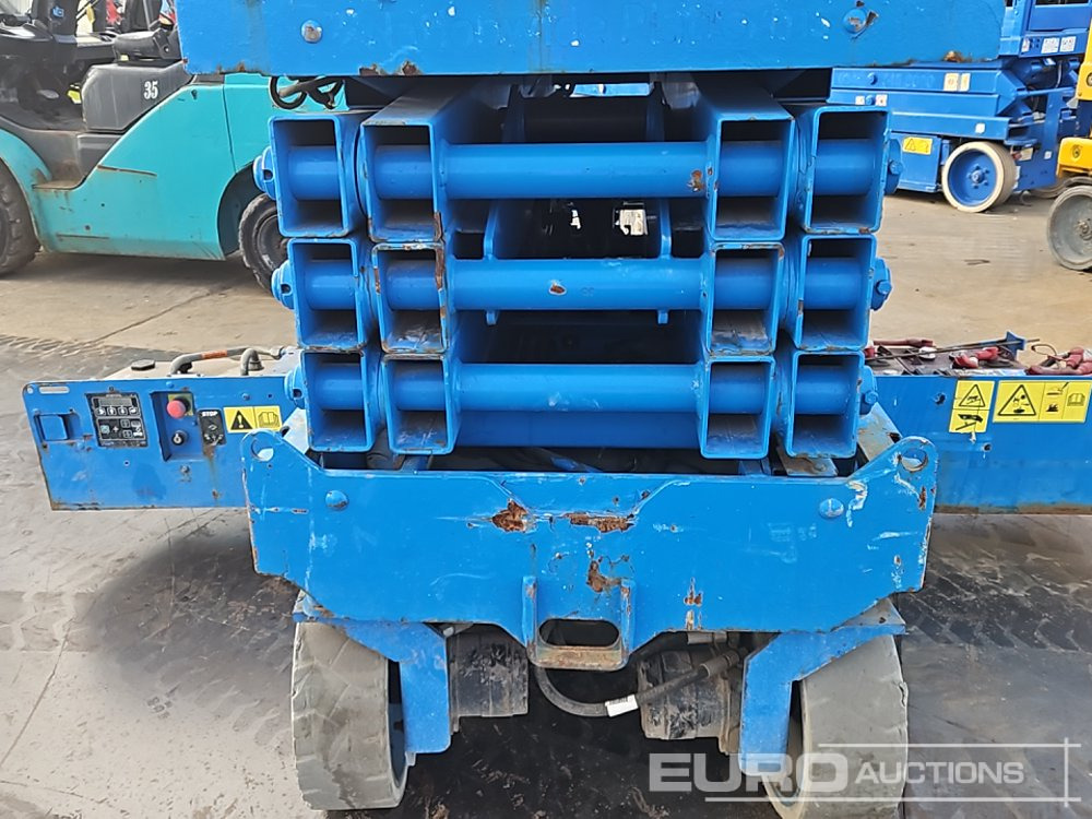Πλατφόρμα εναέρια 2013 Genie GS2632: φωτογραφία 23