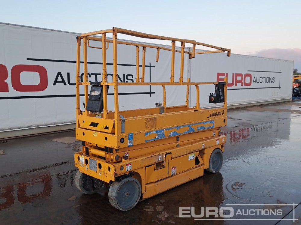 2015 Haulotte Compact 8 - Πλατφόρμα εναέρια: φωτογραφία 1 2015 Haulotte Compact 8 - Πλατφόρμα εναέρια: φωτογραφία 1