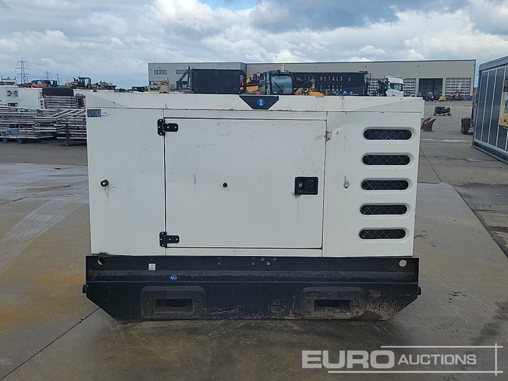 2015 SDMO R33C3 - Βιομηχανική γεννήτρια: φωτογραφία 2 2015 SDMO R33C3 - Βιομηχανική γεννήτρια: φωτογραφία 2