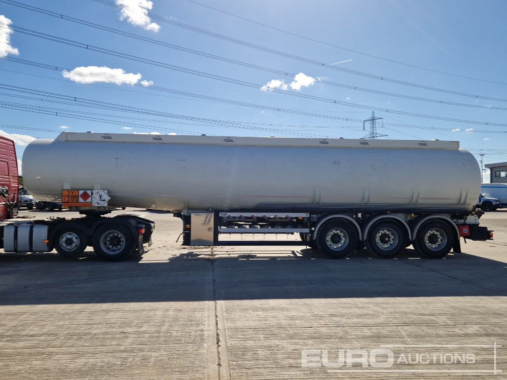 2016 LAG Trailers Q-3-ST - Επικαθήμενο βυτίο: φωτογραφία 2 2016 LAG Trailers Q-3-ST - Επικαθήμενο βυτίο: φωτογραφία 2