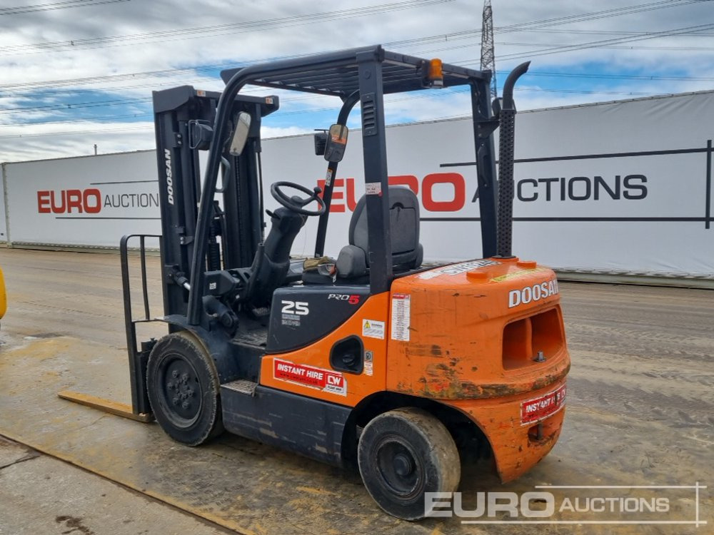 2017 Doosan D25S-3 - Περονοφόρο όχημα: φωτογραφία 3 2017 Doosan D25S-3 - Περονοφόρο όχημα: φωτογραφία 3
