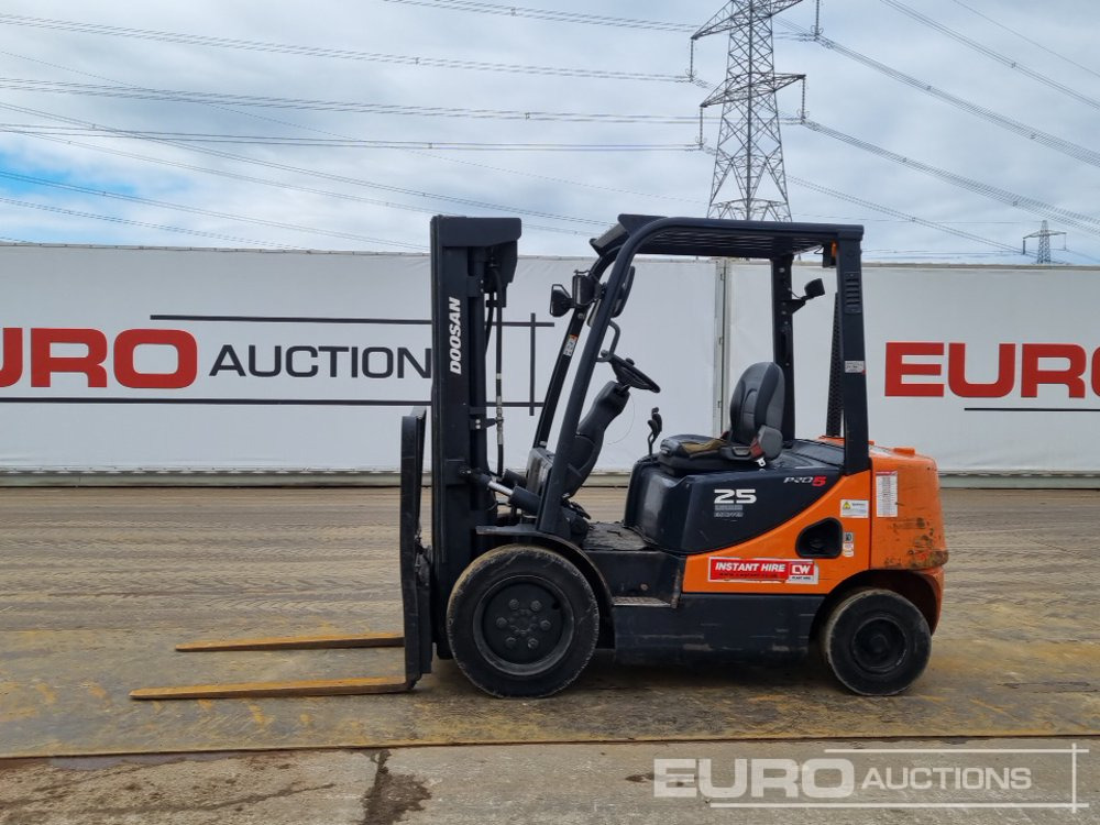 2017 Doosan D25S-3 - Περονοφόρο όχημα: φωτογραφία 2 2017 Doosan D25S-3 - Περονοφόρο όχημα: φωτογραφία 2