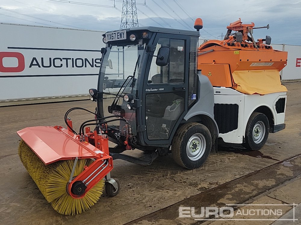 2017 Hako Citymaster 1600 4x2 Compact Gritter, Hydraulic Snow Plough & Sweeper Attachment, Reverse Camera, Automatic Gearbox (Reg. Docs. Available) - Σάρωθρο δρόμων: φωτογραφία 1 2017 Hako Citymaster 1600 4x2 Compact Gritter, Hydraulic Snow Plough & Sweeper Attachment, Reverse Camera, Automatic Gearbox (Reg. Docs. Available) - Σάρωθρο δρόμων: φωτογραφία 1