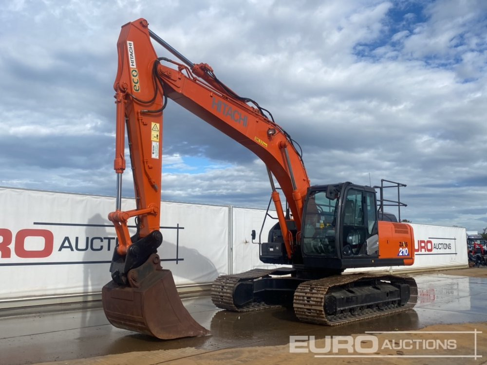 2017 Hitachi ZX210LC-6 - Ερπυστριοφόρος εκσκαφέας: φωτογραφία 1 2017 Hitachi ZX210LC-6 - Ερπυστριοφόρος εκσκαφέας: φωτογραφία 1