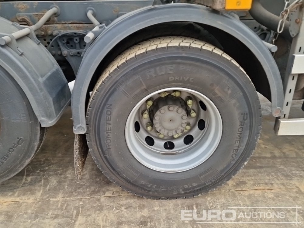 Φορτηγό βυτιοφόρο 2017 Mercedes Arocs 3240: φωτογραφία 14 Φορτηγό βυτιοφόρο 2017 Mercedes Arocs 3240: φωτογραφία 14