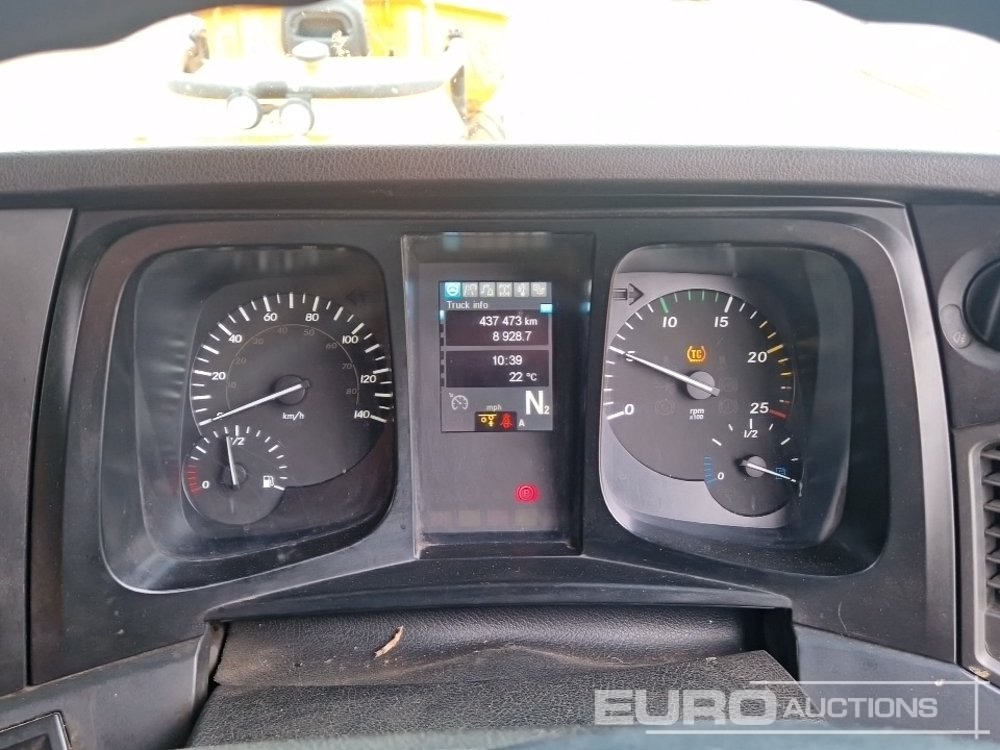 Φορτηγό βυτιοφόρο 2017 Mercedes Arocs 3240: φωτογραφία 47 Φορτηγό βυτιοφόρο 2017 Mercedes Arocs 3240: φωτογραφία 47