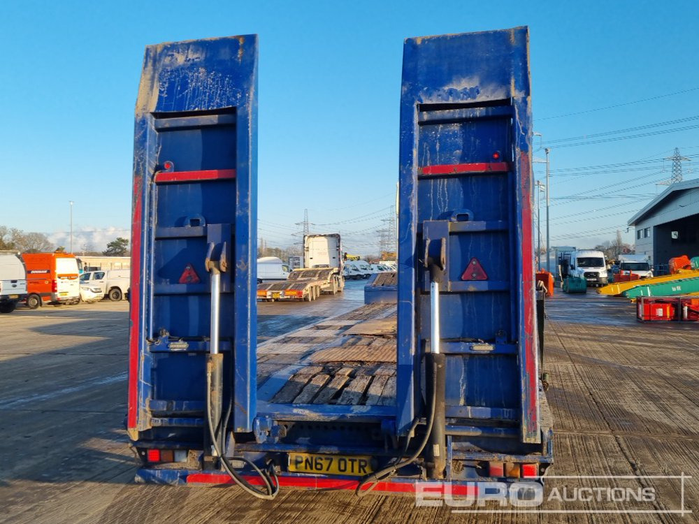 2018 McCauley Tri Axle Step Frame Low Loader Trailer, Out Riggers, Hydraulic Ramps - Επικαθήμενο με χαμηλό δάπεδο: φωτογραφία 4 2018 McCauley Tri Axle Step Frame Low Loader Trailer, Out Riggers, Hydraulic Ramps - Επικαθήμενο με χαμηλό δάπεδο: φωτογραφία 4