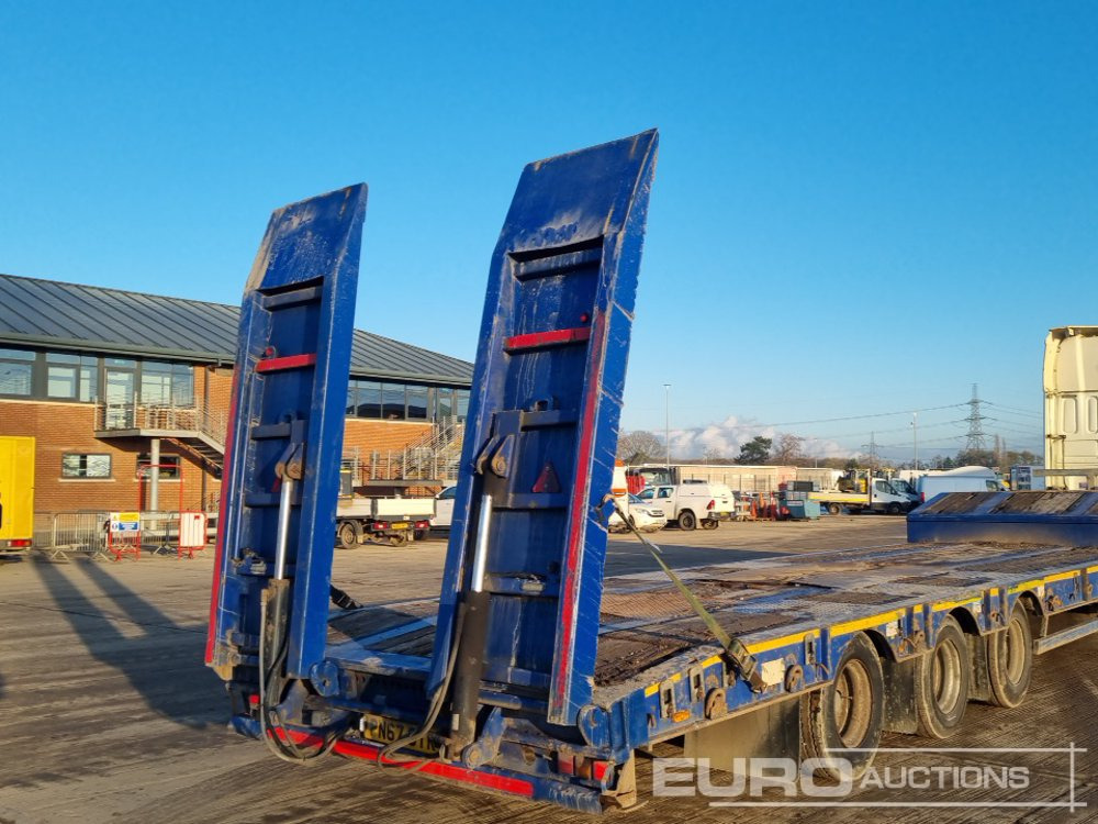 2018 McCauley Tri Axle Step Frame Low Loader Trailer, Out Riggers, Hydraulic Ramps - Επικαθήμενο με χαμηλό δάπεδο: φωτογραφία 5 2018 McCauley Tri Axle Step Frame Low Loader Trailer, Out Riggers, Hydraulic Ramps - Επικαθήμενο με χαμηλό δάπεδο: φωτογραφία 5