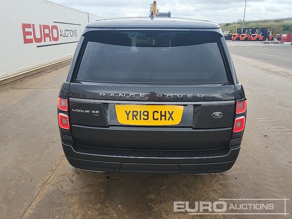 2019 Land Rover Range Rover Vogue - SUV: φωτογραφία 4 2019 Land Rover Range Rover Vogue - SUV: φωτογραφία 4