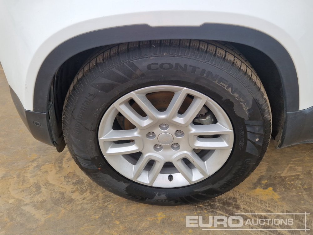 SUV 2020 Land Rover Defender: φωτογραφία 12