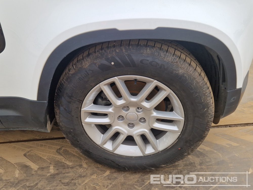 SUV 2020 Land Rover Defender: φωτογραφία 15