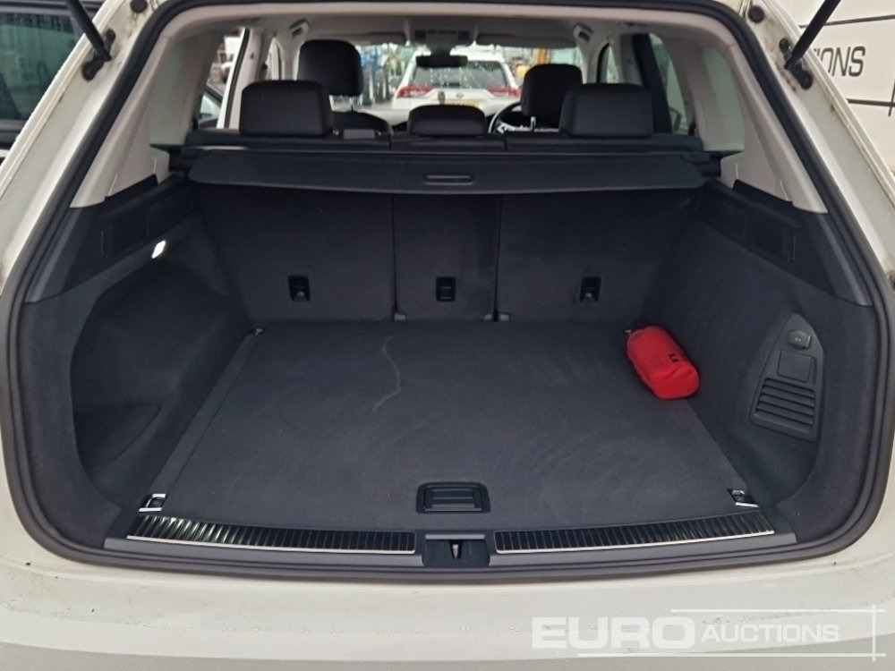 SUV 2020 Volkswagen Touareg: φωτογραφία 20
