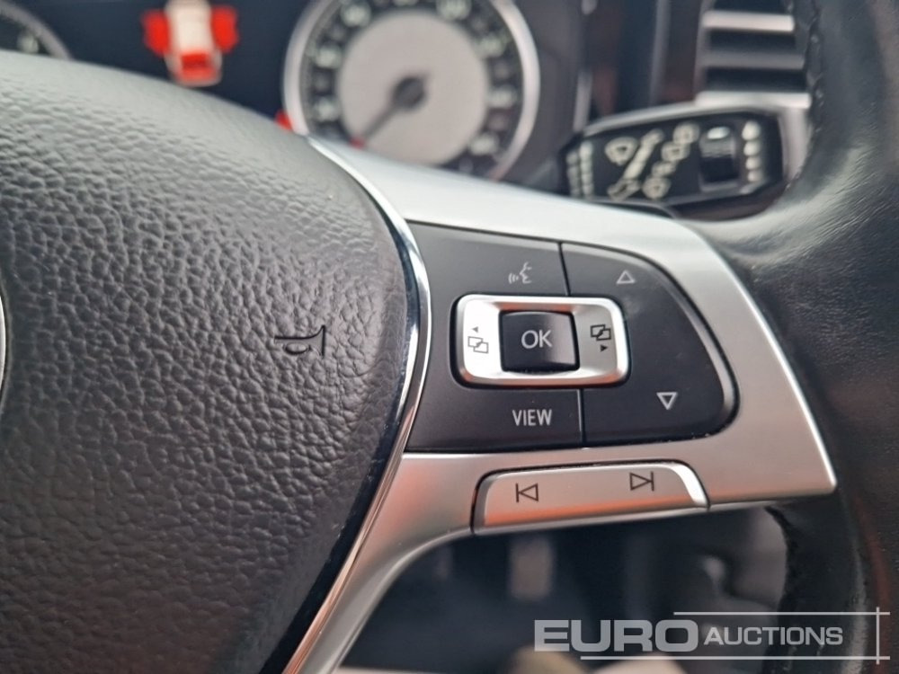 SUV 2020 Volkswagen Touareg: φωτογραφία 29