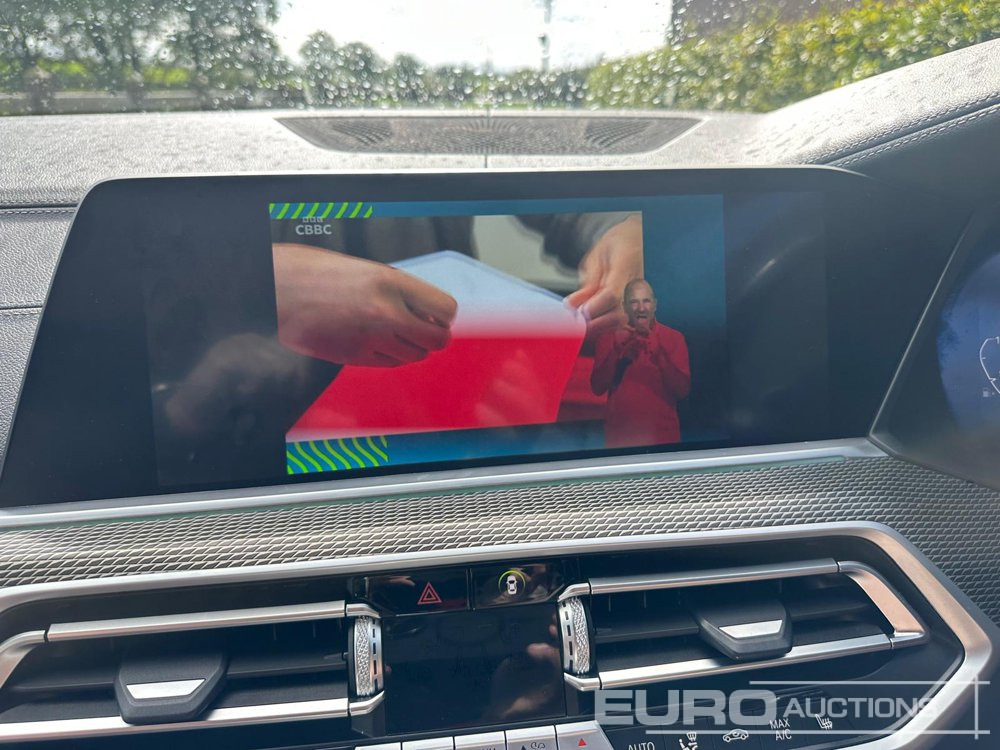 2021 BMW X5 45E M-Sport - SUV: φωτογραφία 4 2021 BMW X5 45E M-Sport - SUV: φωτογραφία 4