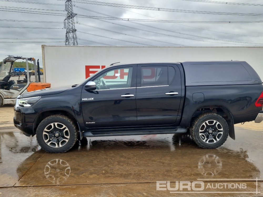 2021 Toyota Hilux Invincible - Ημιφορτηγό: φωτογραφία 2 2021 Toyota Hilux Invincible - Ημιφορτηγό: φωτογραφία 2