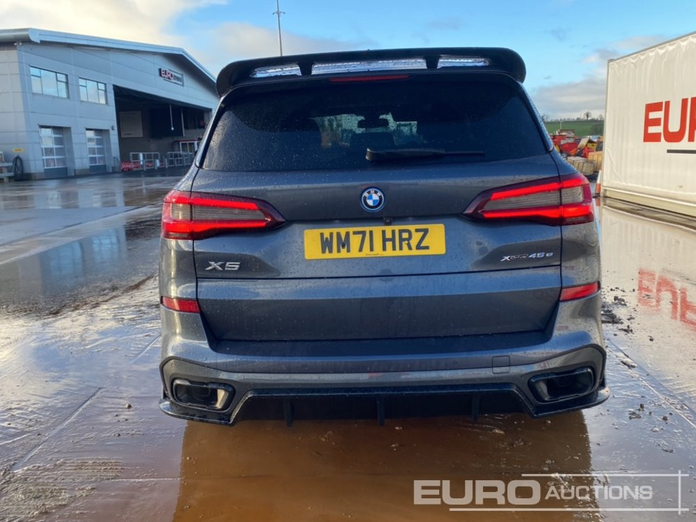 2022 BMW X5 45E M-Sport - SUV: φωτογραφία 4 2022 BMW X5 45E M-Sport - SUV: φωτογραφία 4