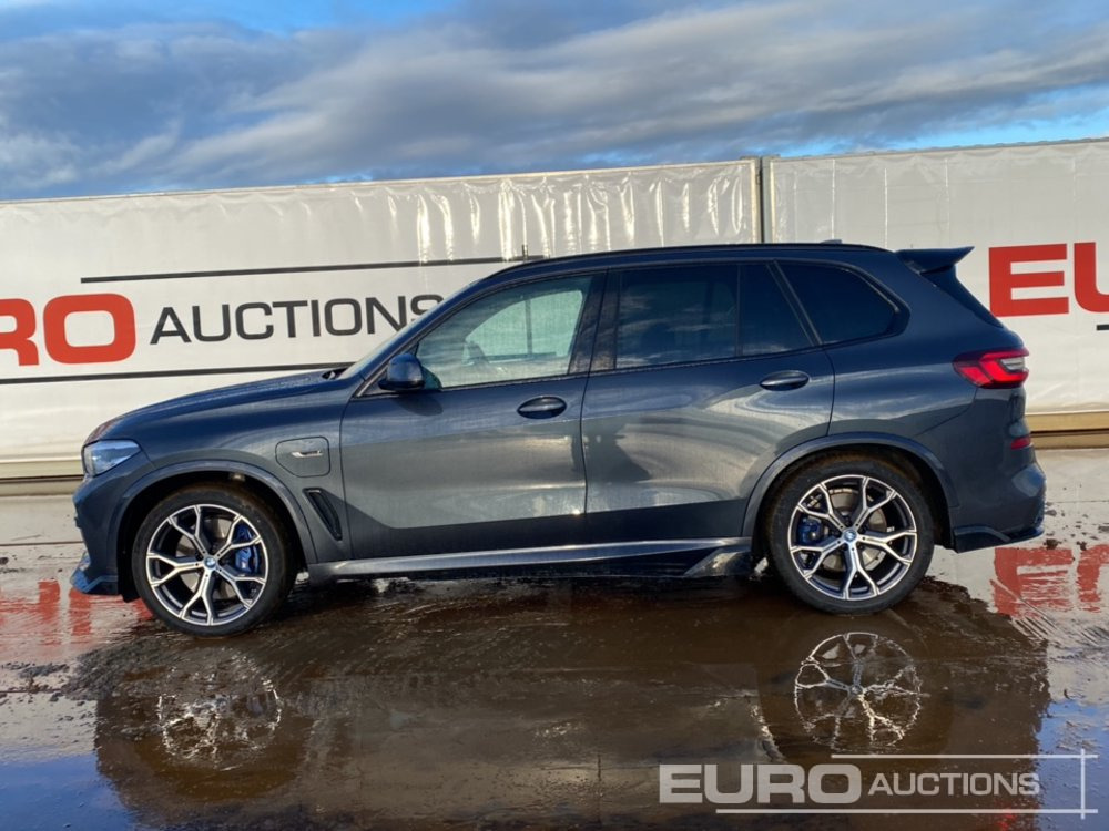 2022 BMW X5 45E M-Sport - SUV: φωτογραφία 2 2022 BMW X5 45E M-Sport - SUV: φωτογραφία 2