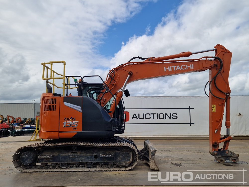 Ερπυστριοφόρος εκσκαφέας 2022 Hitachi ZX135USBL-7: φωτογραφία 6
