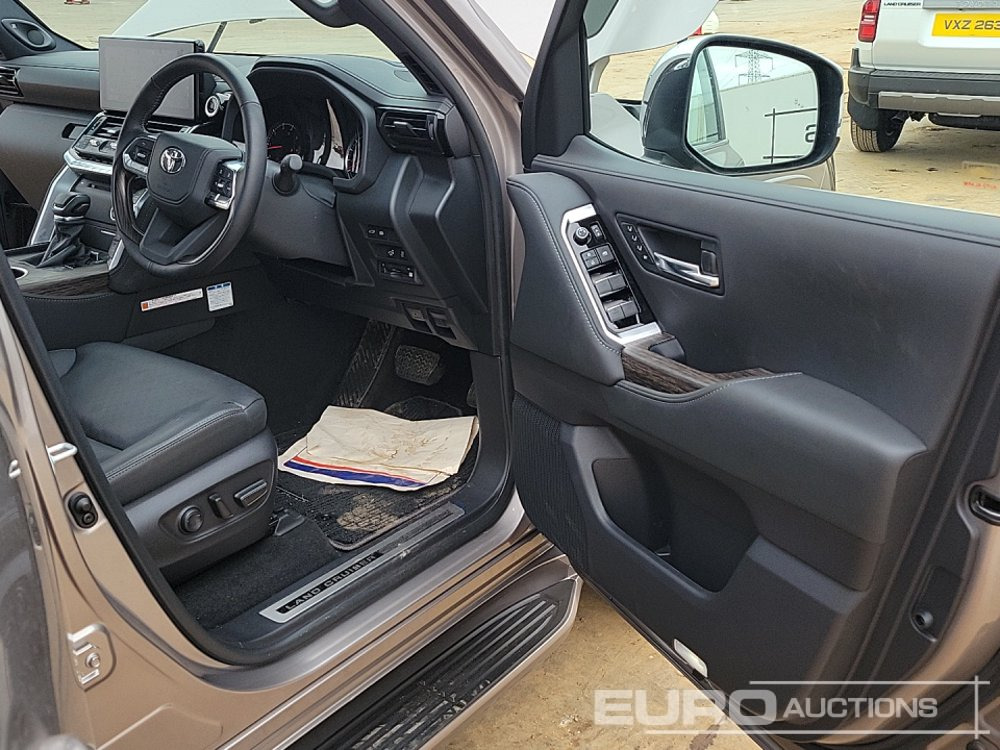 SUV 2023 Toyota Land Cruiser: φωτογραφία 36