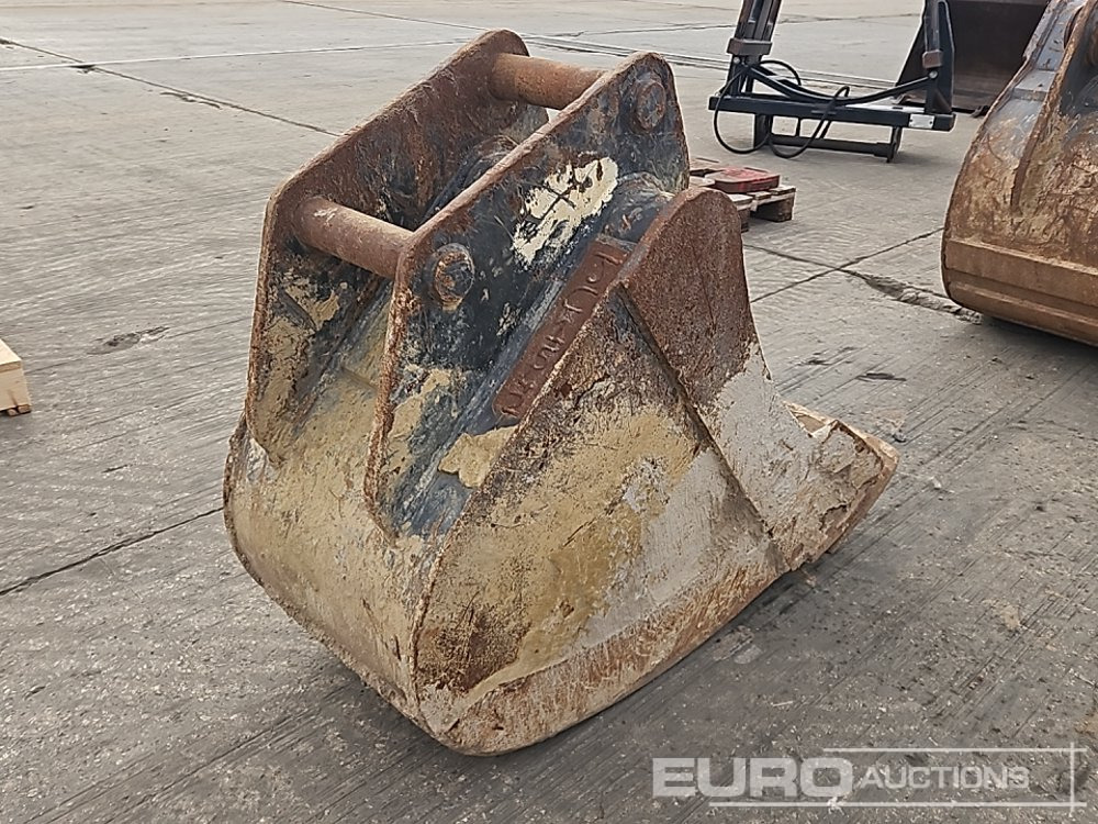 24" Digging Bucket 65mm Pin to suit 13 Ton Excavator - Κουβας: φωτογραφία 5 24" Digging Bucket 65mm Pin to suit 13 Ton Excavator - Κουβας: φωτογραφία 5