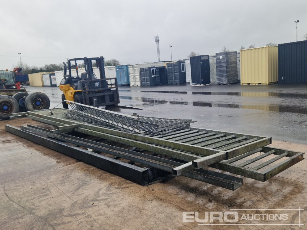 28' Steel Railings & Steel Frames - Εργαλείο/ Εξοπλισμός: φωτογραφία 4 28' Steel Railings & Steel Frames - Εργαλείο/ Εξοπλισμός: φωτογραφία 4