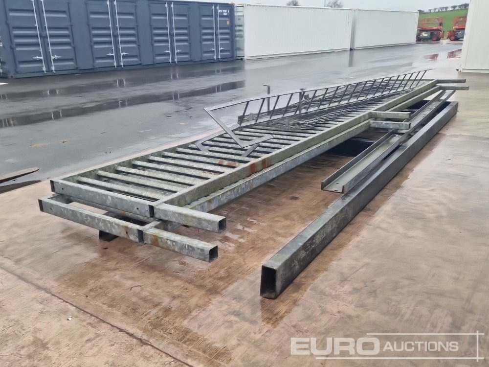 28' Steel Railings & Steel Frames - Εργαλείο/ Εξοπλισμός: φωτογραφία 3 28' Steel Railings & Steel Frames - Εργαλείο/ Εξοπλισμός: φωτογραφία 3