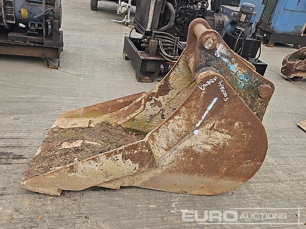 30" Digging Bucket 65mm Pin to suit 13 Ton Excavator - Κουβας: φωτογραφία 2 30" Digging Bucket 65mm Pin to suit 13 Ton Excavator - Κουβας: φωτογραφία 2