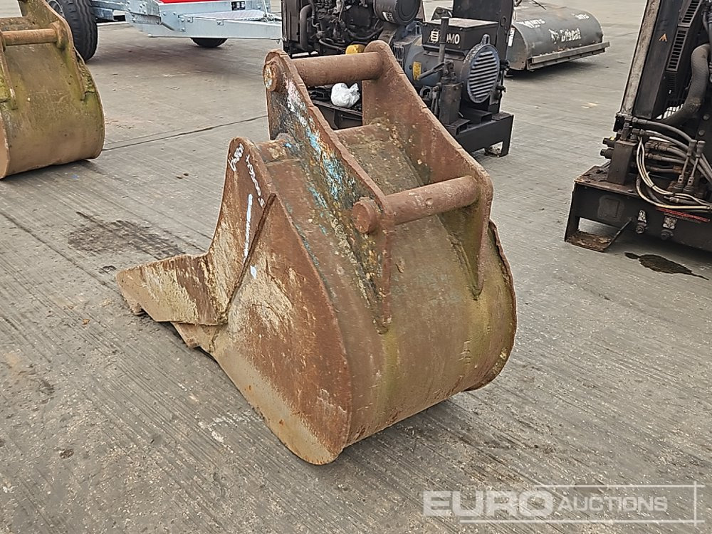 30" Digging Bucket 65mm Pin to suit 13 Ton Excavator - Κουβας: φωτογραφία 3 30" Digging Bucket 65mm Pin to suit 13 Ton Excavator - Κουβας: φωτογραφία 3