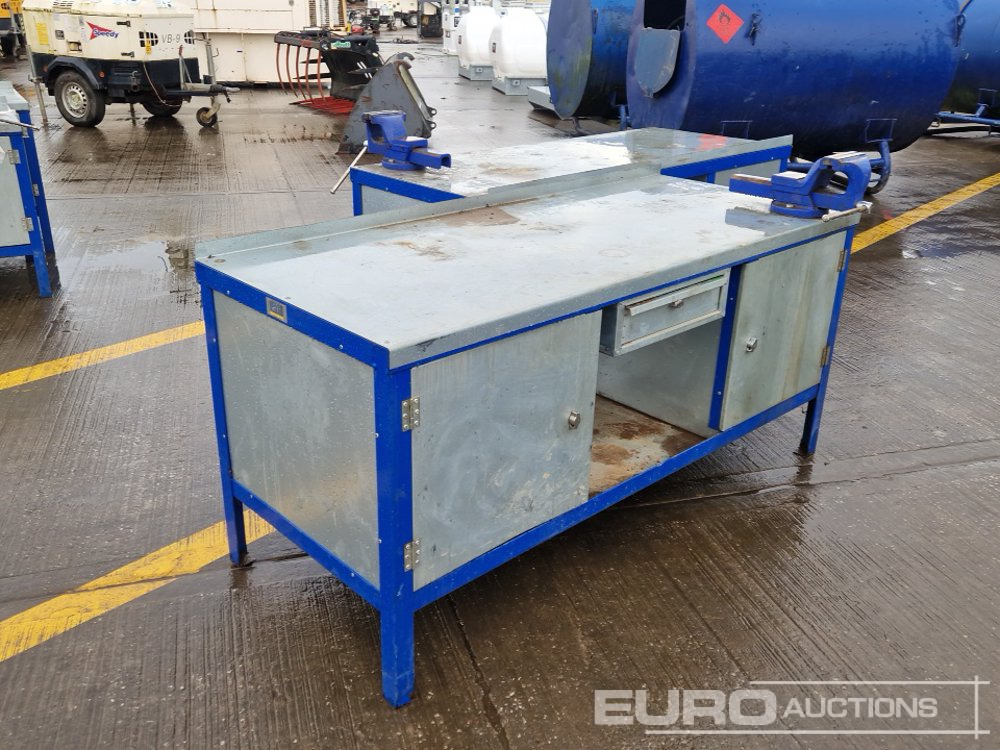 6' Work Bench, Vice (2 of) - Εξοπλισμού κατασκευών: φωτογραφία 1 6' Work Bench, Vice (2 of) - Εξοπλισμού κατασκευών: φωτογραφία 1