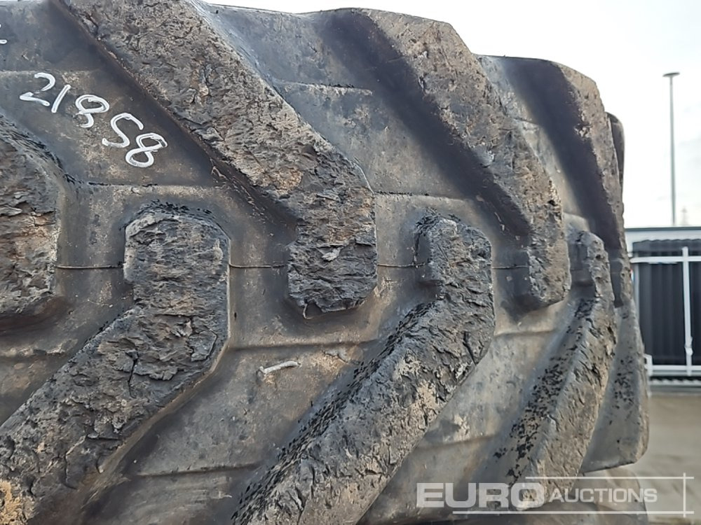 Alliance 400/80-24 Tyre (4 of) - Ελαστικό: φωτογραφία 5 Alliance 400/80-24 Tyre (4 of) - Ελαστικό: φωτογραφία 5