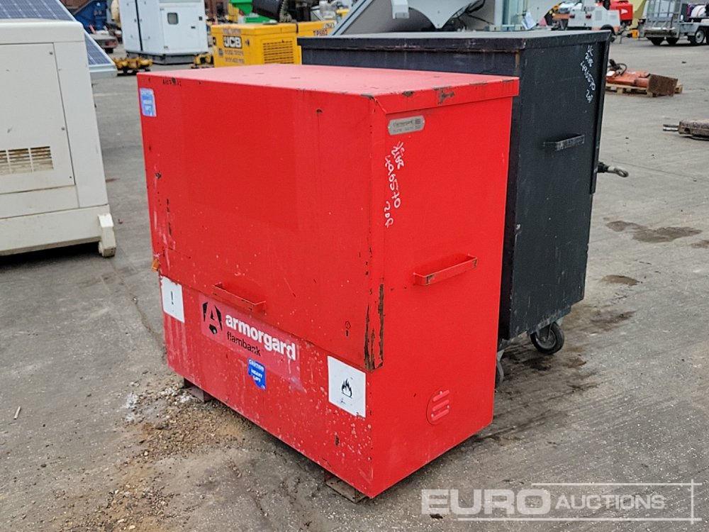 Armorgard Tool Vault (2 of), 110 Volt Transformer - Εξοπλισμού κατασκευών: φωτογραφία 1 Armorgard Tool Vault (2 of), 110 Volt Transformer - Εξοπλισμού κατασκευών: φωτογραφία 1
