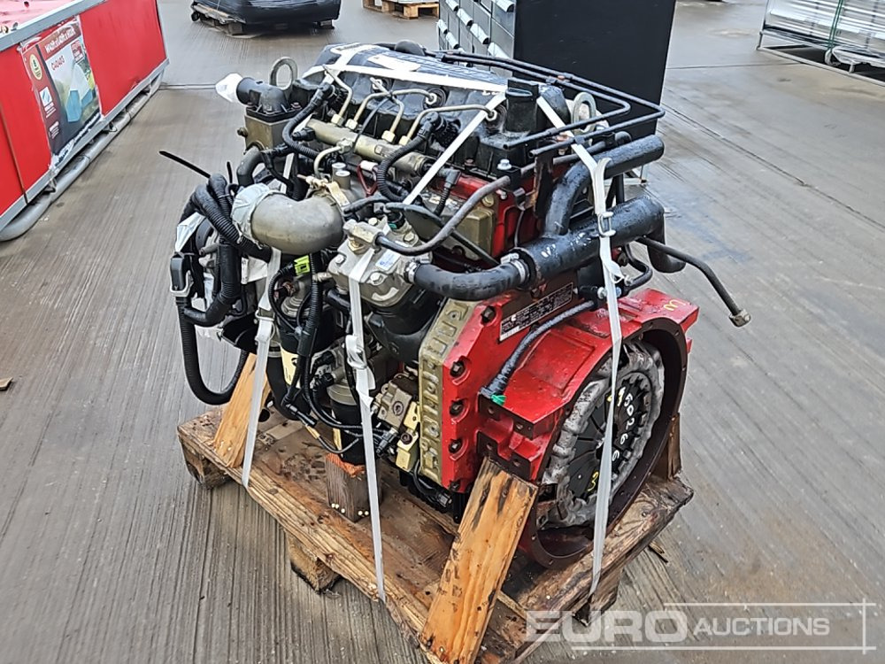 Cummins 4 Cylinder Engine - Κινητήρας: φωτογραφία 1 Cummins 4 Cylinder Engine - Κινητήρας: φωτογραφία 1