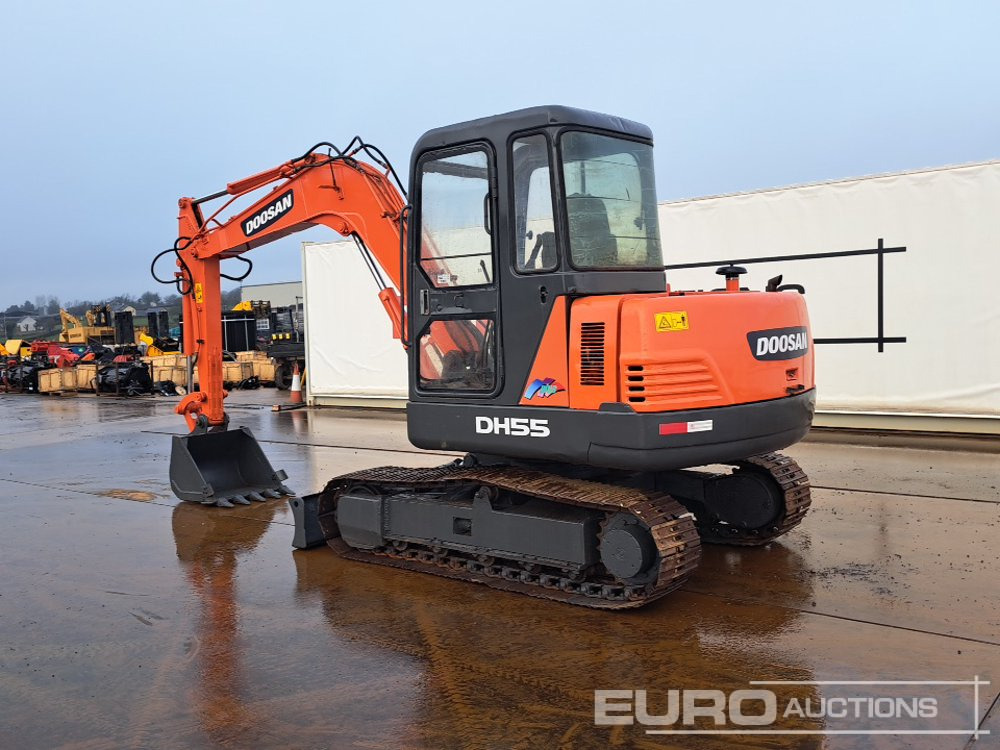 Doosan DH55-V - Μίνι εκσκαφέας: φωτογραφία 3 Doosan DH55-V - Μίνι εκσκαφέας: φωτογραφία 3