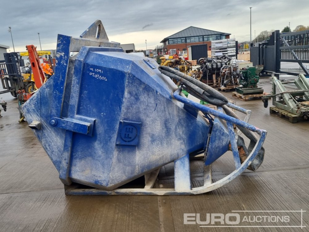 Eichinger 2000 Litre Concrete Pouring Skip to suit Crane - Ανατρεπόμενος κάδος: φωτογραφία 2 Eichinger 2000 Litre Concrete Pouring Skip to suit Crane - Ανατρεπόμενος κάδος: φωτογραφία 2