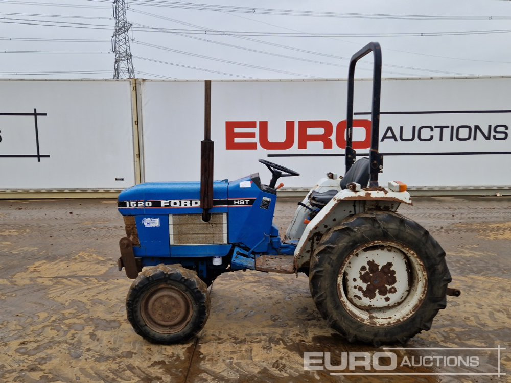 Ford 4WD Compact Tractor, Roll Bar - Μικρό τρακτέρ: φωτογραφία 2 Ford 4WD Compact Tractor, Roll Bar - Μικρό τρακτέρ: φωτογραφία 2