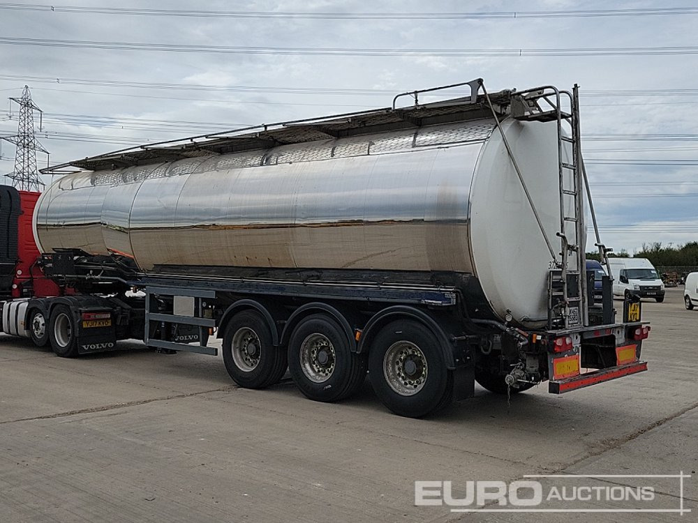Fruehauf Tri Axle Tanker Trailer - Επικαθήμενο βυτίο: φωτογραφία 3 Fruehauf Tri Axle Tanker Trailer - Επικαθήμενο βυτίο: φωτογραφία 3