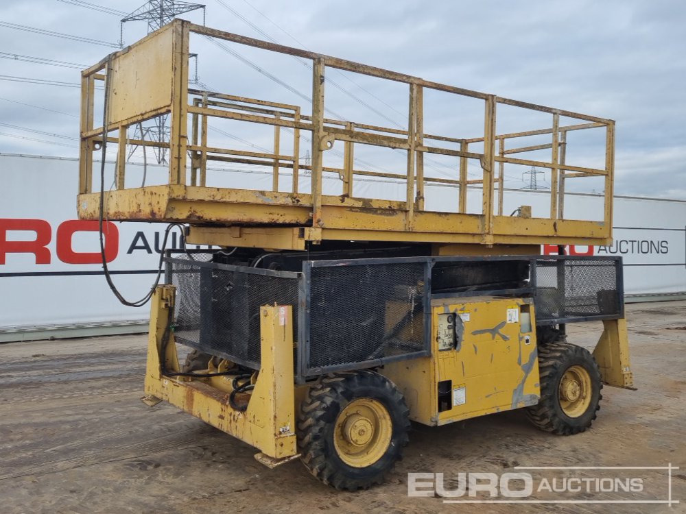 Grove 4x4 Diesel Scissor Lift (Runs, Top Controller Parts Missing) - Πλατφόρμα εναέρια: φωτογραφία 1 Grove 4x4 Diesel Scissor Lift (Runs, Top Controller Parts Missing) - Πλατφόρμα εναέρια: φωτογραφία 1