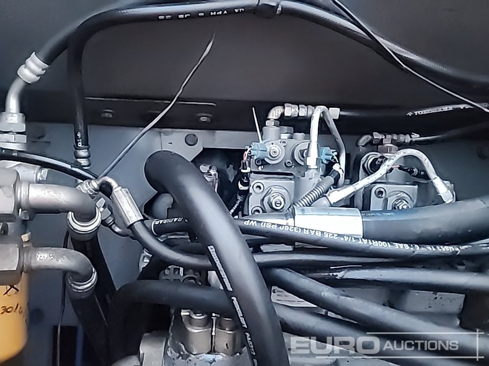 Ερπυστριοφόρος εκσκαφέας Hitachi ZX210LC-3: φωτογραφία 41