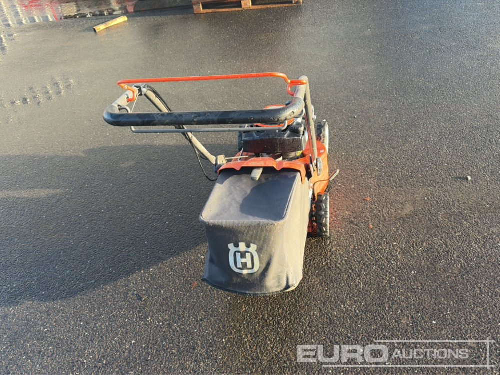 Husqvarna LC451S Petrol Lawnmower - Εξοπλισμού κατασκευών: φωτογραφία 4 Husqvarna LC451S Petrol Lawnmower - Εξοπλισμού κατασκευών: φωτογραφία 4