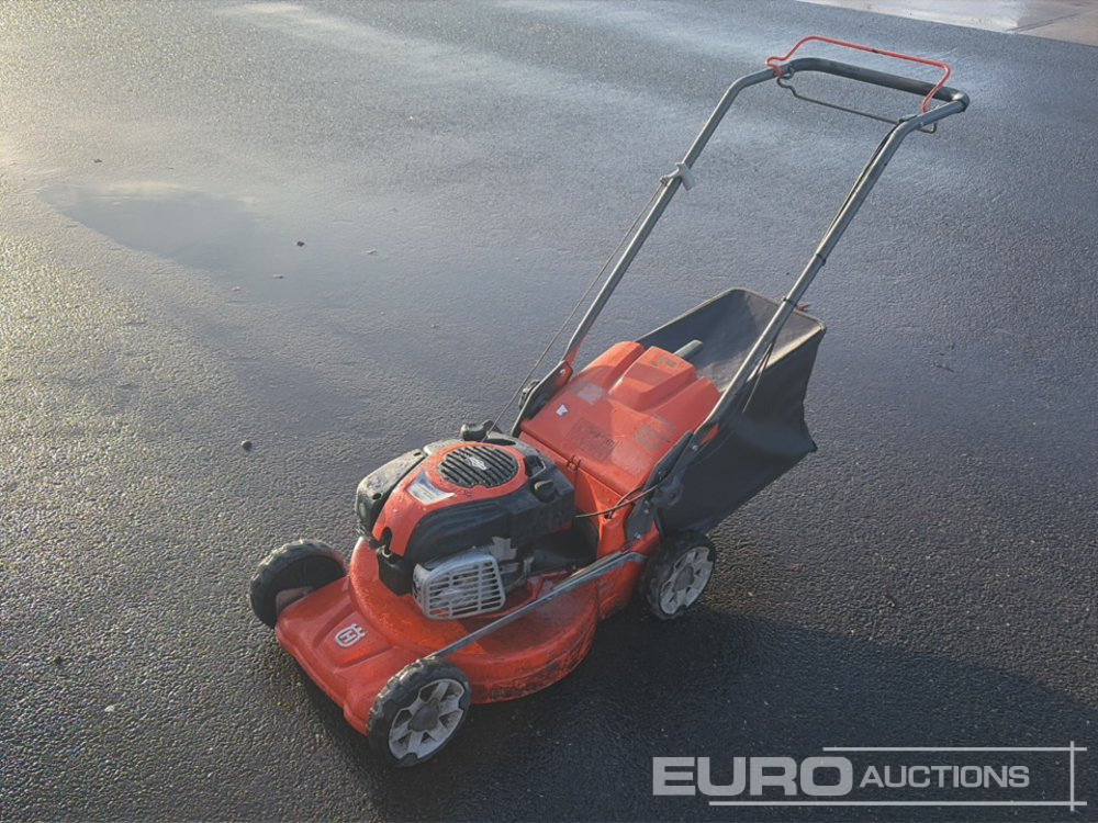 Husqvarna LC451S Petrol Lawnmower - Εξοπλισμού κατασκευών: φωτογραφία 1 Husqvarna LC451S Petrol Lawnmower - Εξοπλισμού κατασκευών: φωτογραφία 1