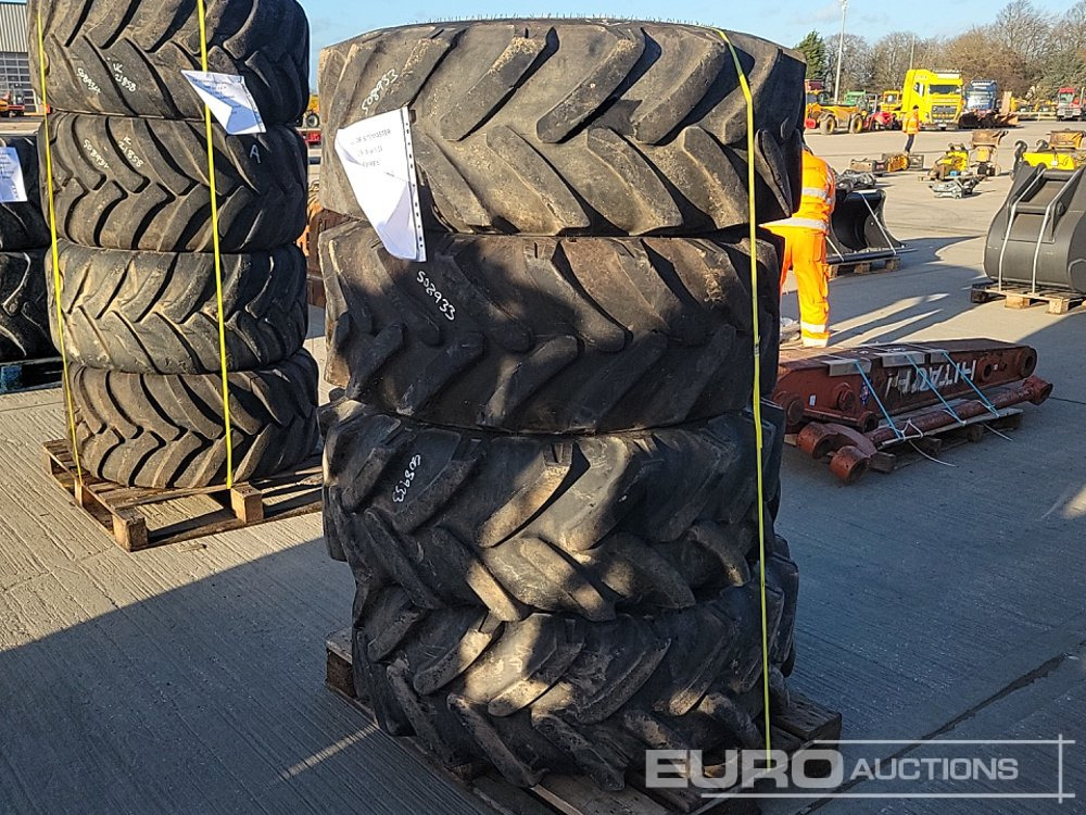 JCB 15.5/80-24 Tyre (4 of) - Ελαστικό: φωτογραφία 1 JCB 15.5/80-24 Tyre (4 of) - Ελαστικό: φωτογραφία 1