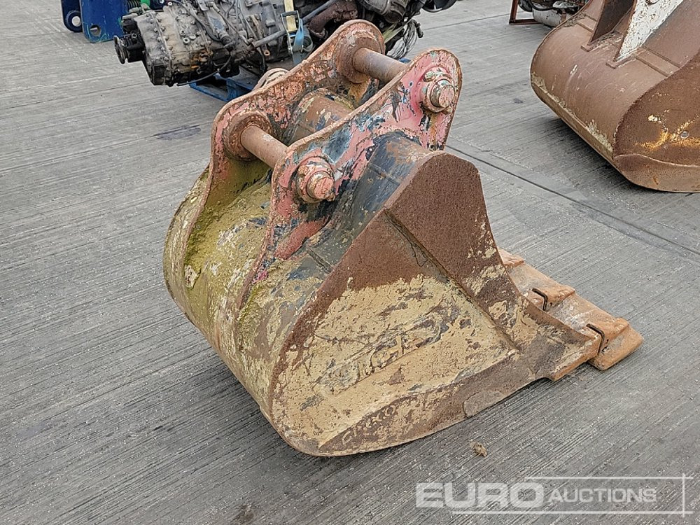 JCB 32" Digging Bucket 65mm Pin to suit 13 Ton Excavator - Κουβας: φωτογραφία 5 JCB 32" Digging Bucket 65mm Pin to suit 13 Ton Excavator - Κουβας: φωτογραφία 5